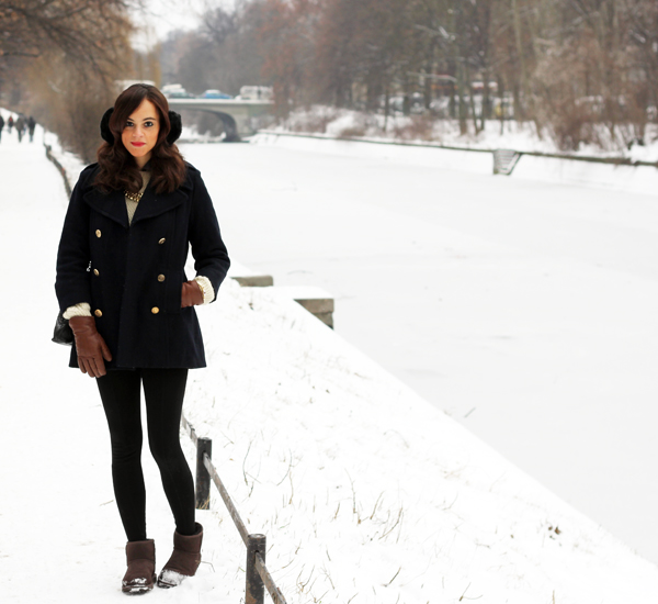 A winter outfit - How to wear low Ugg Boots? - Les Berlinettes